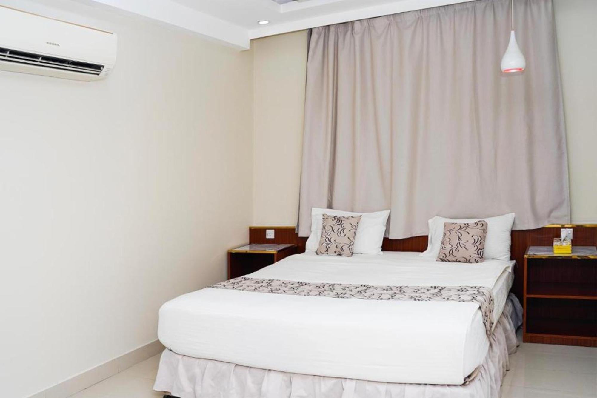 Al Bayrahaa Hotel Apartments Seeb Exterior photo